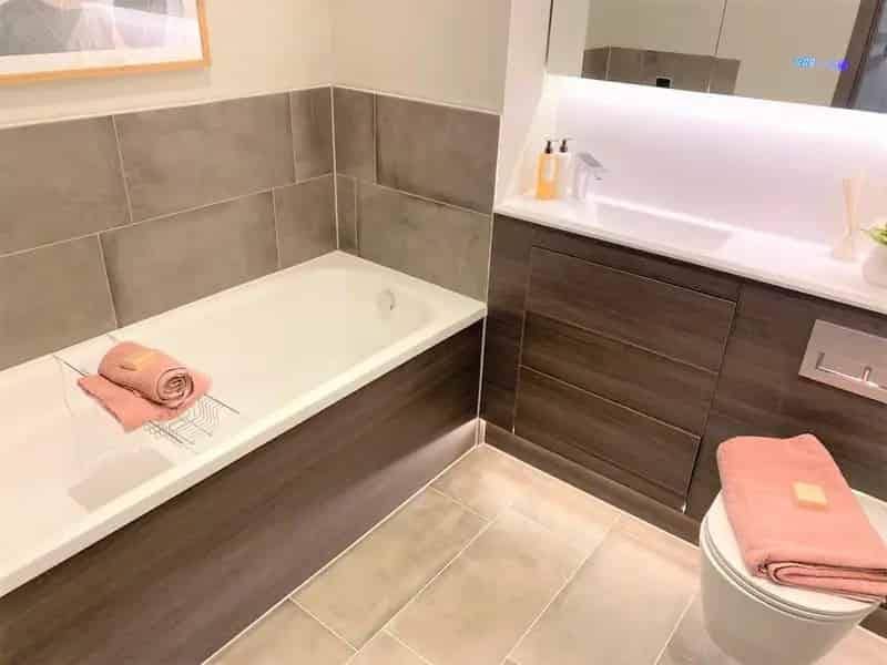 Luxury 2-Bed Apartment in Bury St Edmunds - Brand New