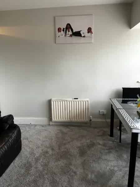 2 Bedroom Flat Harrow Town Centre 2 Parking Spaces
