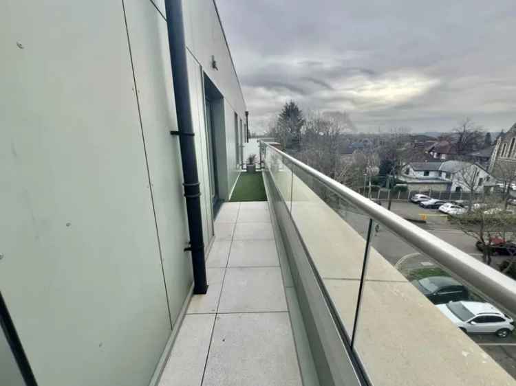 1 Bedroom Flat for Sale in Brentwood