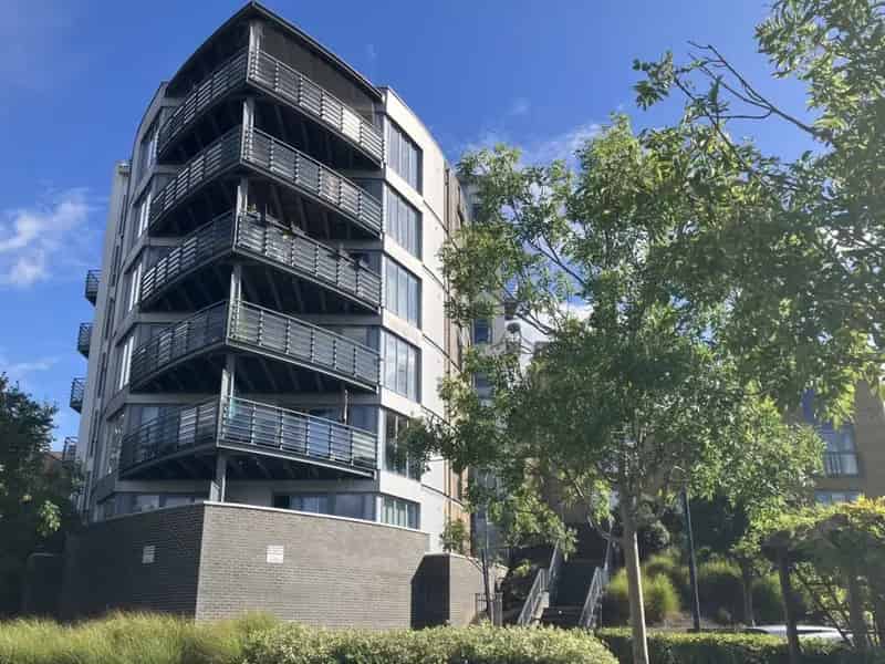 2 bedroom Flat
 For Sale