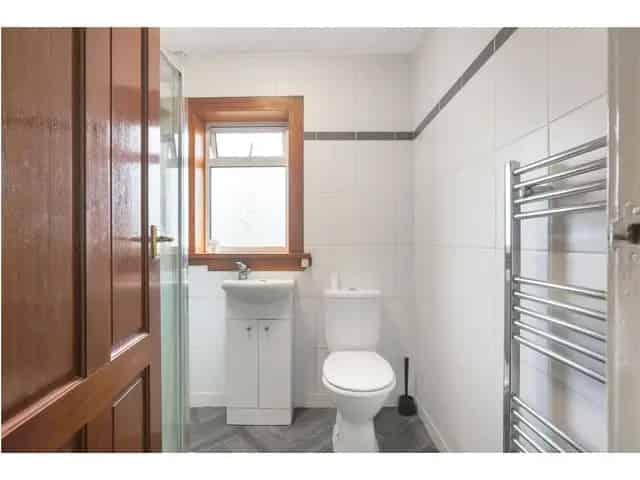 2 Bedroom Terraced House for Sale in Eastfield Rutherglen