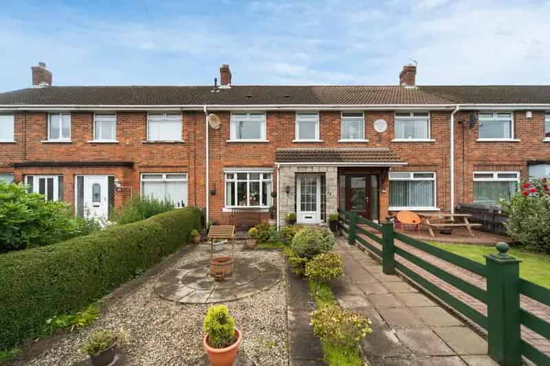 3 Bed Mid Terrace House Near Holywood Road