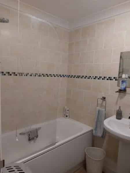 2 Bed House Village Location Own Parking New Flooring
