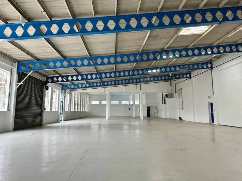 Hitchin Warehouse 4317 sqft - Industrial Unit To Let