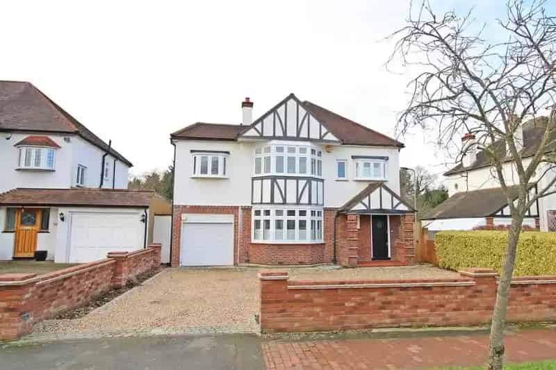 4 Bedroom Detached House For Sale Near Langley Park Schools