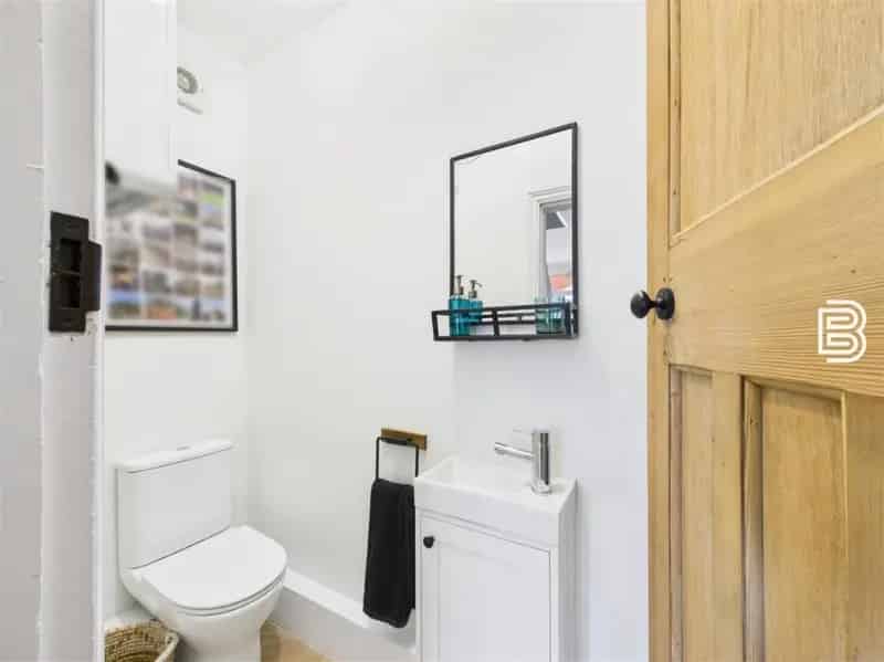 3 Bed Semi-Detached House For Sale Near Station