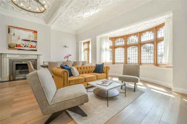 Terraced house to rent in Ennismore Gardens, London SW7