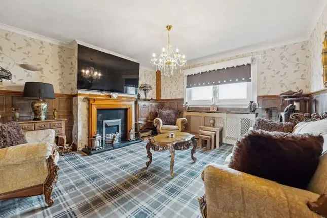 3 Bedroom Flat for Sale in Knightswood Glasgow