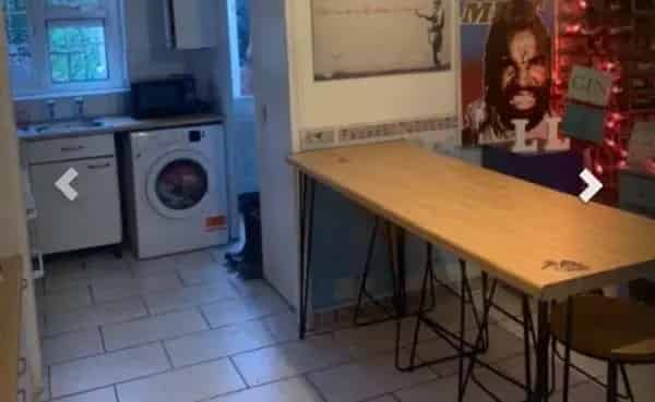 3 Bedroom House Thames Ditton Large Garden