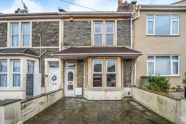 Terraced House for Sale in Kingswood Bristol