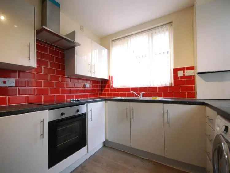 3 bedroom house share to rent