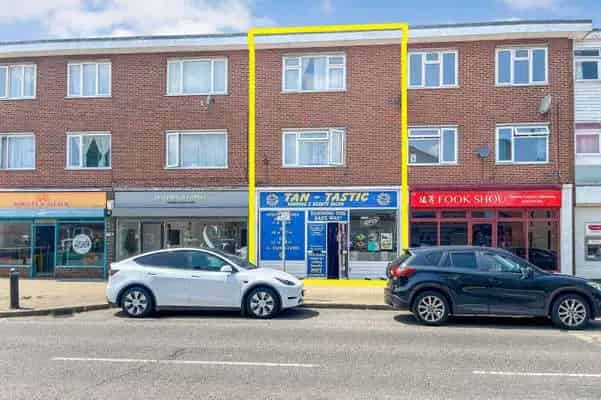 169 North Lane Aldershot Mixed Use Investment Property For Sale