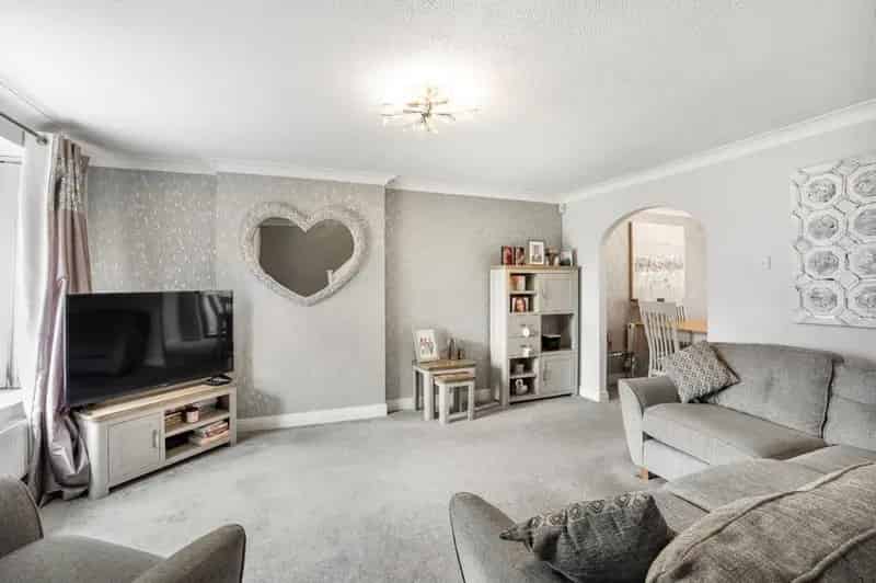 3 bed house for sale
