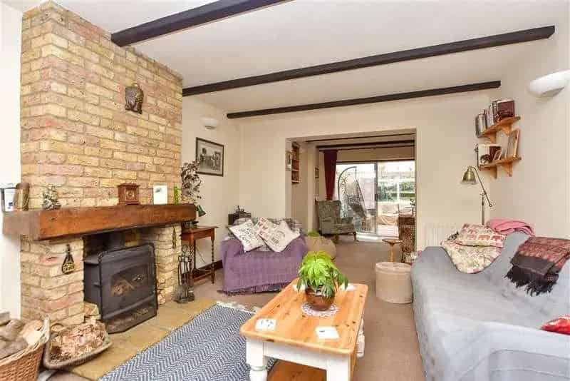 3 Bed Semi-Detached House for Sale