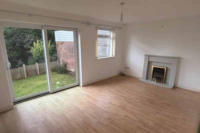 3 Bed Semi Detached House For Sale