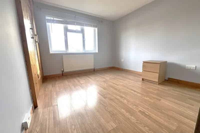 Five Bedroom Family Home Zero Deposit Available