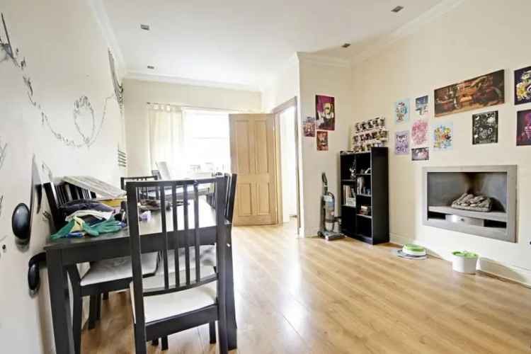 2 Bedroom Flat For Sale Near Tyne Dock Metro Station