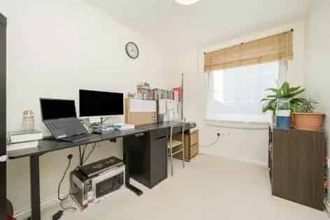 2 Bedroom 76 m² Flat in Feltham Town Centre