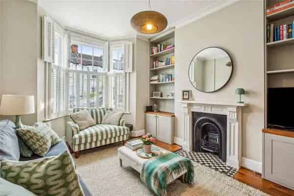 Elegant 4-Bedroom Family Home in Wandsworth