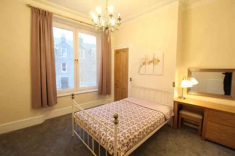 2 Bedroom Furnished City Center Apartment