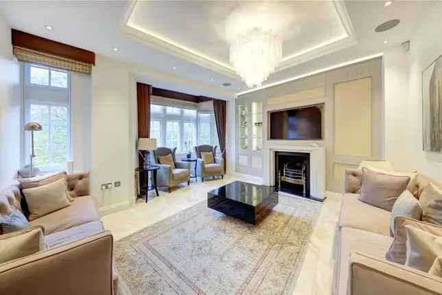 Knightsbridge Flat for Sale - 3 Beds, Hyde Park Views