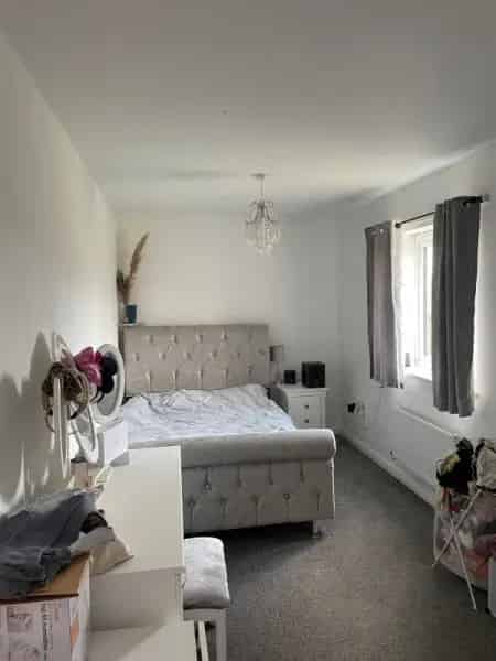 1 Bedroom Flat with Balcony and Parking Near Pinhoe Sainsbury's