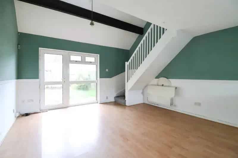 1 Bedroom End Terrace House for Sale