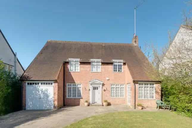 5 Bedroom Detached House for Sale Hampstead Garden Suburb
