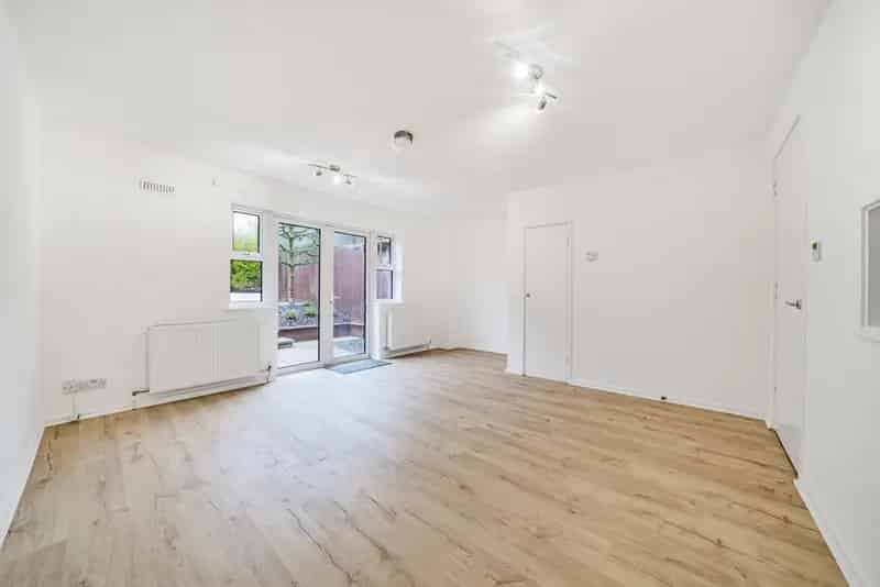 House For Sale , London, England