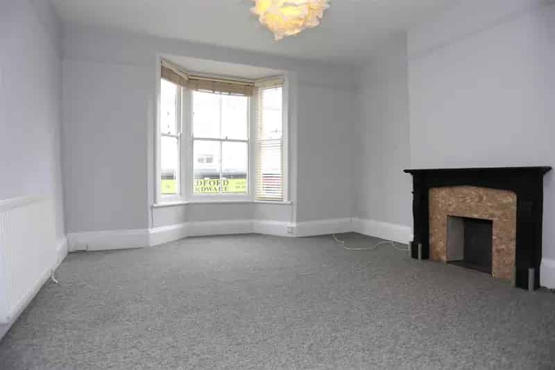 1 Bedroom Flat Kemptown Seafront Gas Central Heating