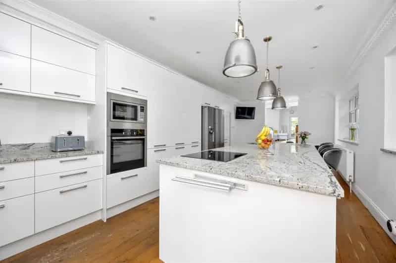 4 Bedroom Detached House for Sale near Brighton