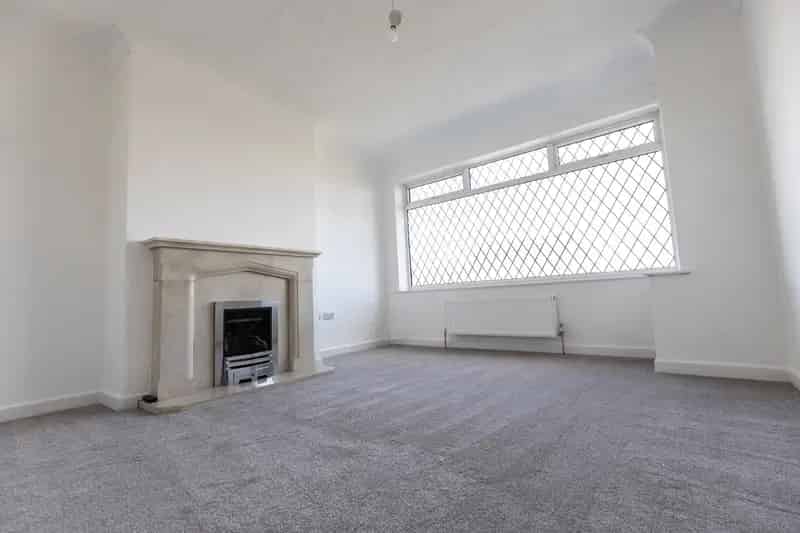 Fully Renovated 2-Bedroom Bungalow in Churwell