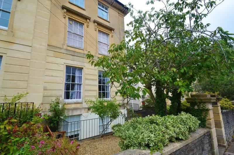 1 Bedroom Flat to Rent Near Gloucester Road