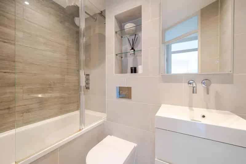 2-Bedroom Flat with South-Facing Living Room Allocated Parking and Share of Freehold