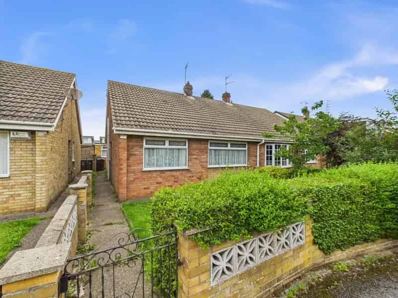 3 Bedroom Dorma Bungalow for Sale
