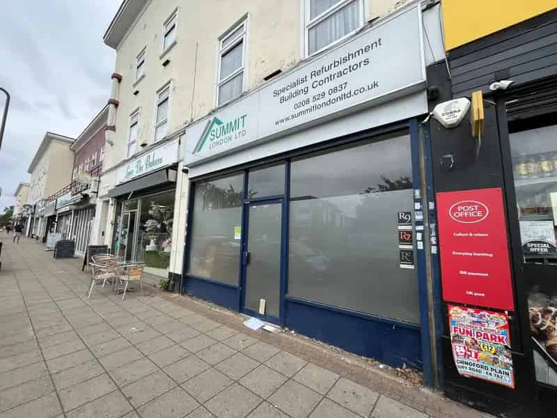 Commercial Unit 1416 sq ft E4 Class E Retail Workshop Parking