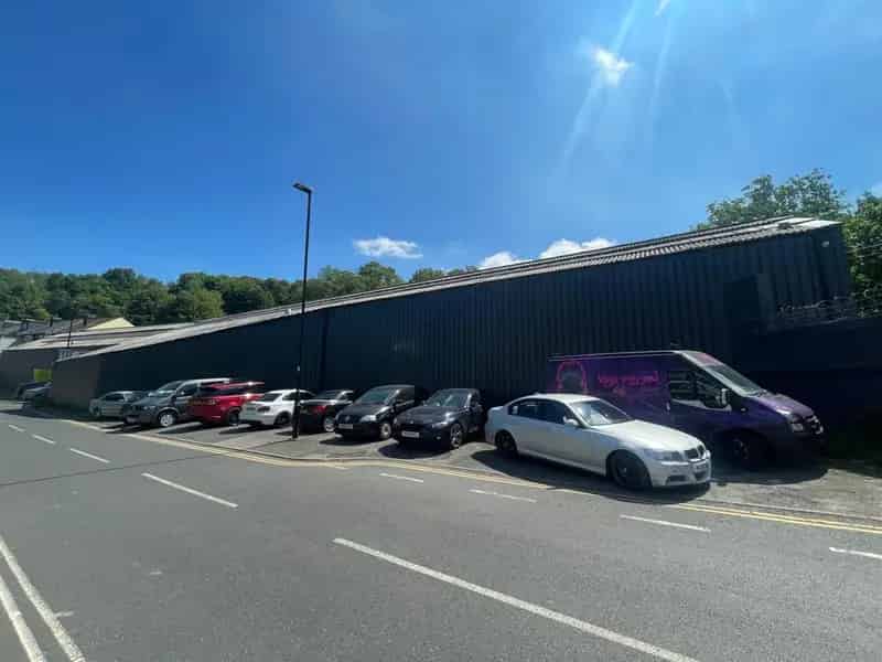Industrial Workshop Unit For Sale or Lease in Sheffield