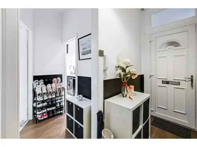 1 Bedroom Flat for Sale in Kirkintilloch