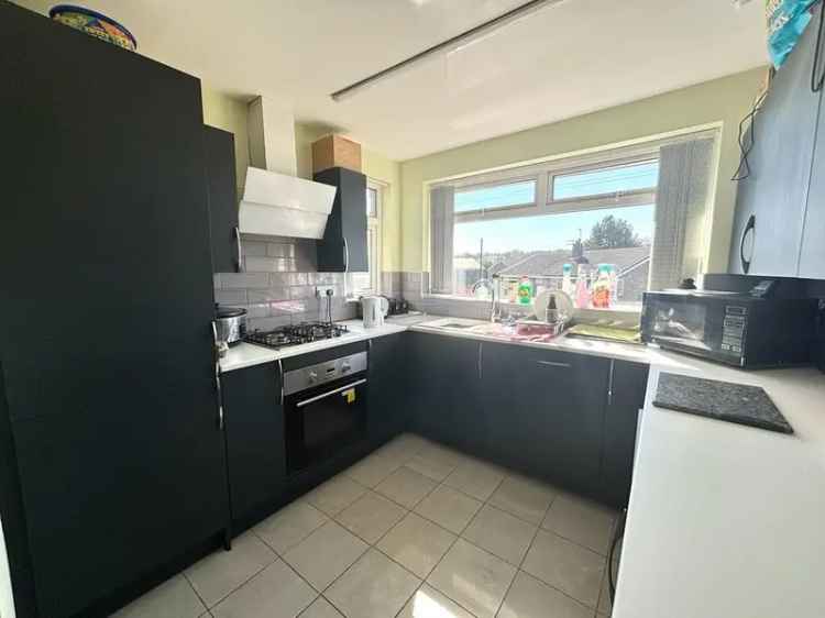 2 Bedroom Bungalow for Sale - Garage & Spacious Garden