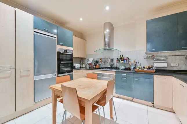 5-6 Bedroom Triplex Apartment for Sale in Belgravia, London