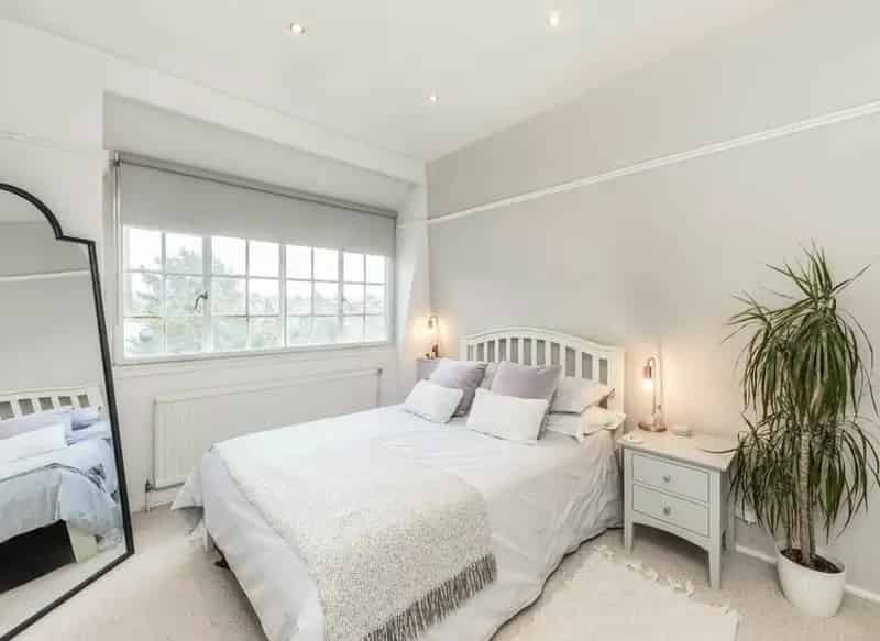 Two Double Bedroom Flat Near Transport Links