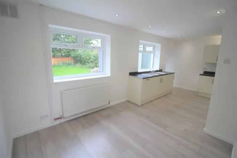 4 Bedroom House For Sale Near Manchester