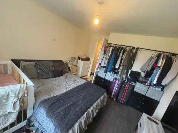 Flat For Rent in Dacorum, England