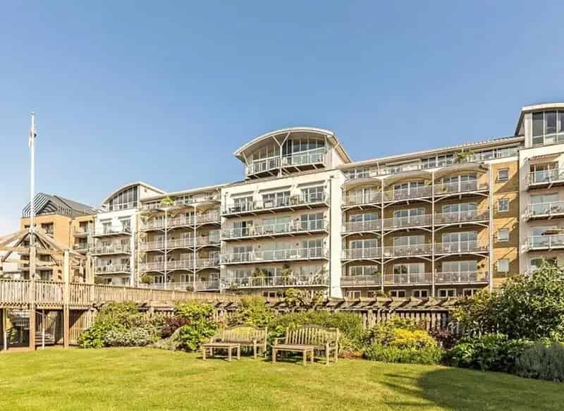 River View Apartment Near Kew Bridge Station