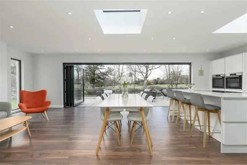 5 Bed Detached House with Golf Course Views