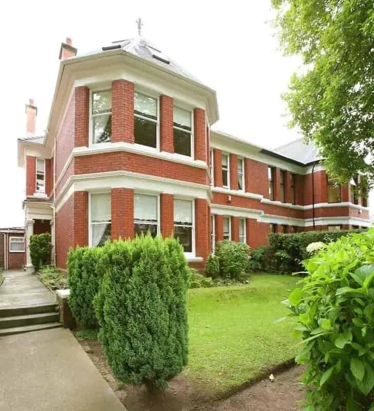 Edwardian Semi-Detached House - Large Family Home or Investment