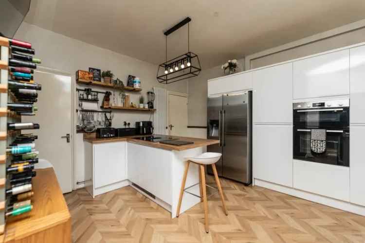 2 Bedroom House For Sale Castleford