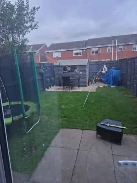 3 Bed Semi Detached House Near Schools and Amenities