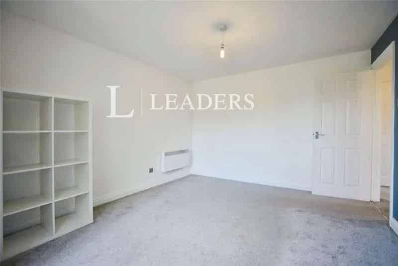 2 Bed Flat for Sale in Kelvedon