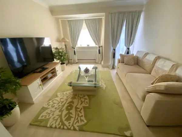 Flat For Rent in Chelmsford, England